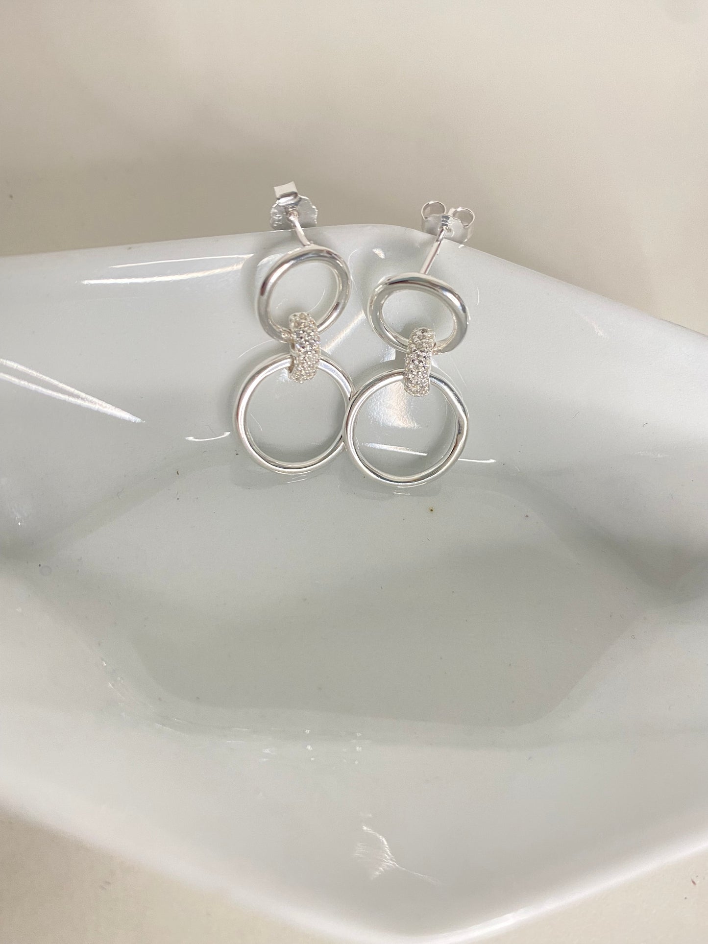 Aretes medianos circle