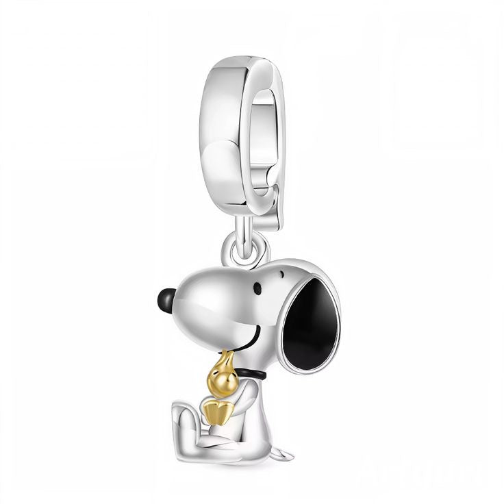Charm Snoopy hug