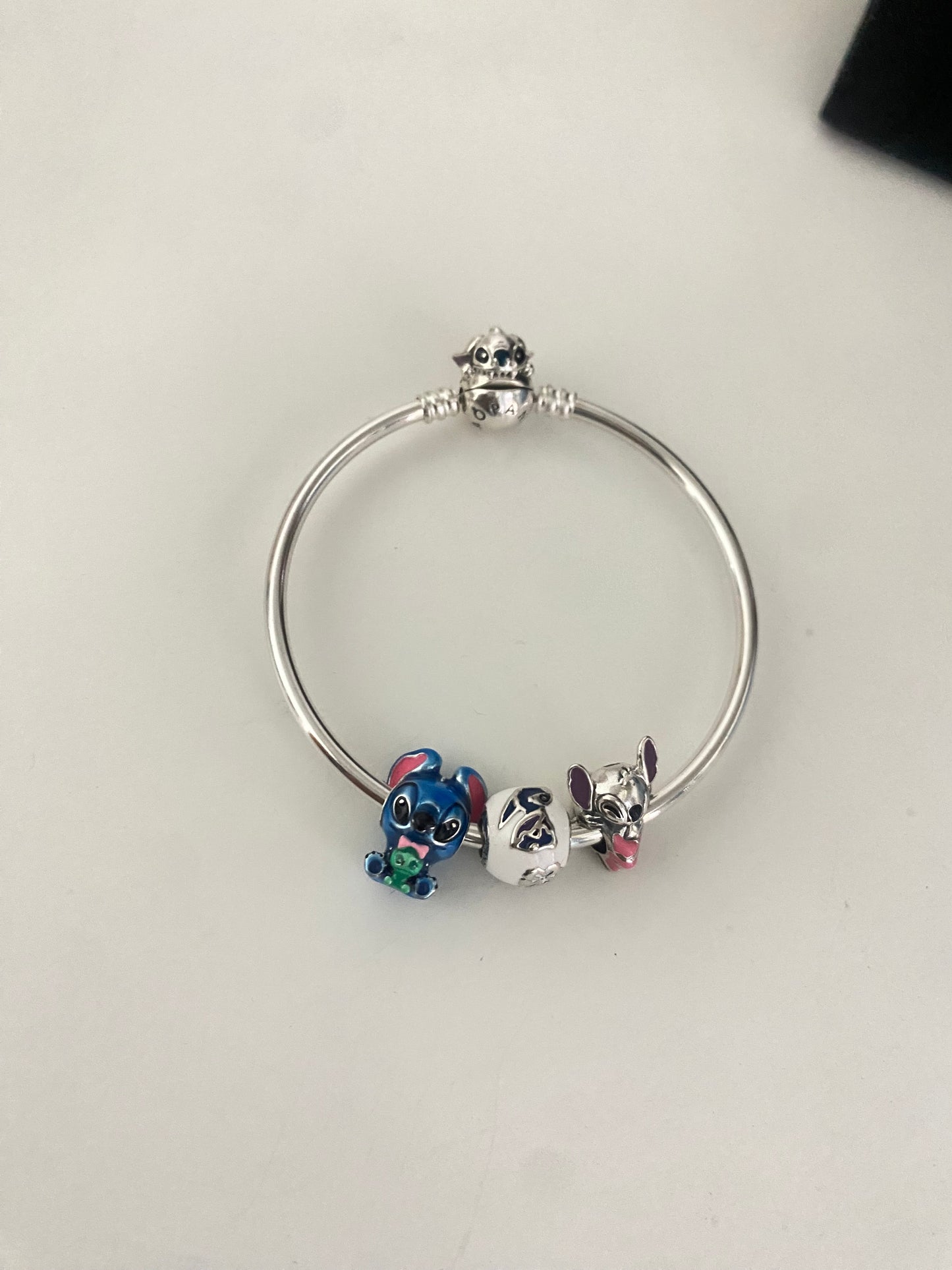 Pulsera broche stich