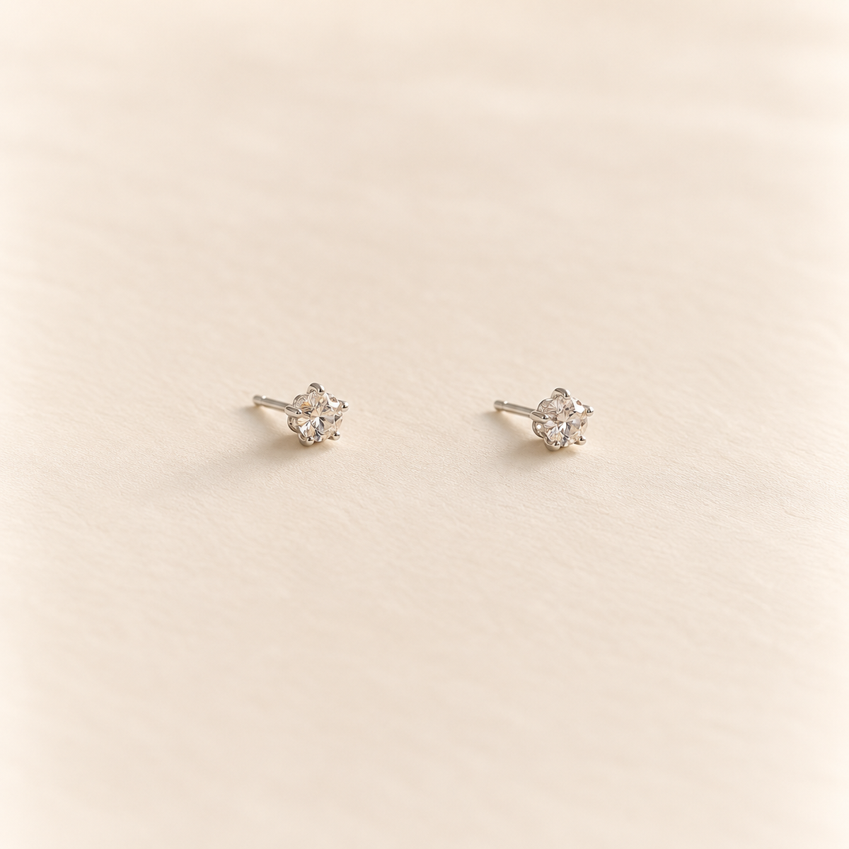 Aretes mini brillo