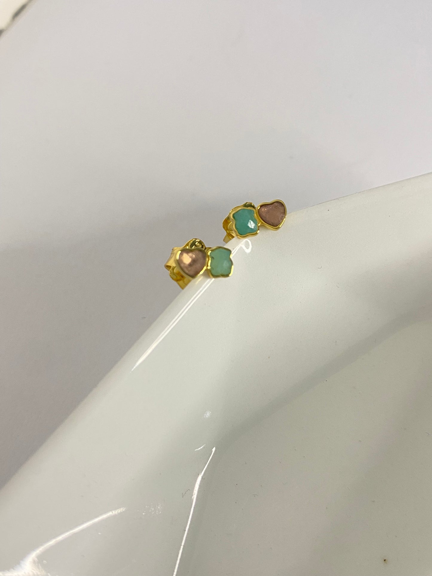 Aretes oso dorado