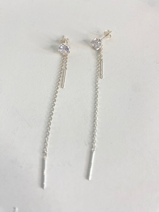 Aretes largos puntos de luz