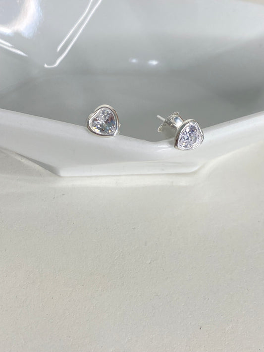 Aretes puntos de luz Corazon
