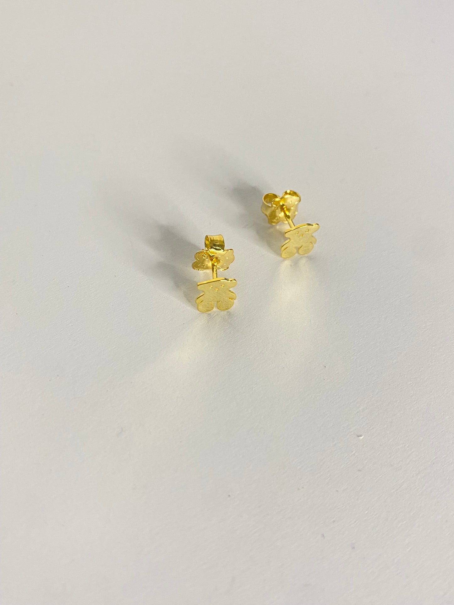Aretes oso dorado