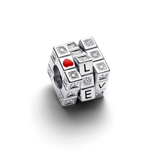 Charm Cubo Love