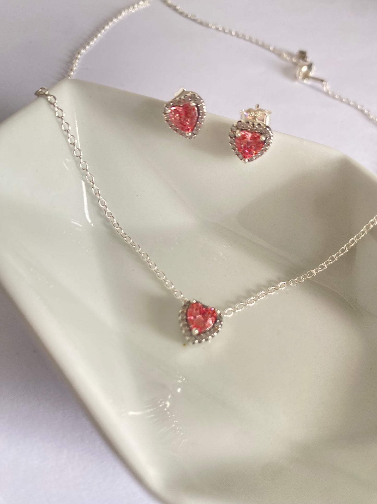 Set aretes y collar corazón